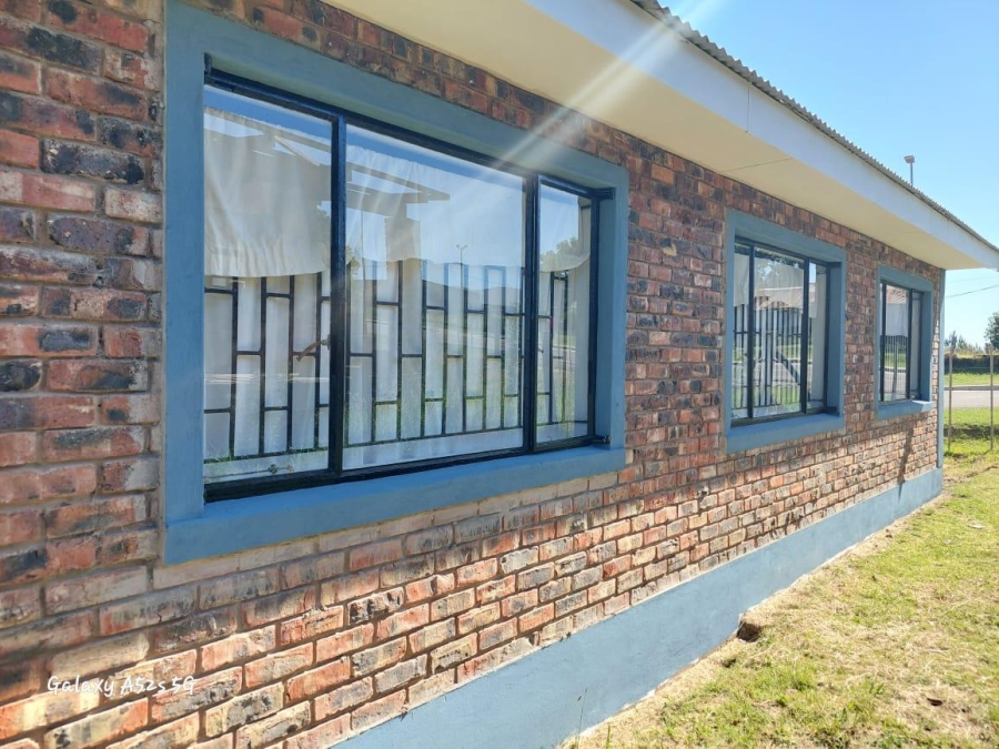 3 Bedroom Property for Sale in Friemersheim Western Cape